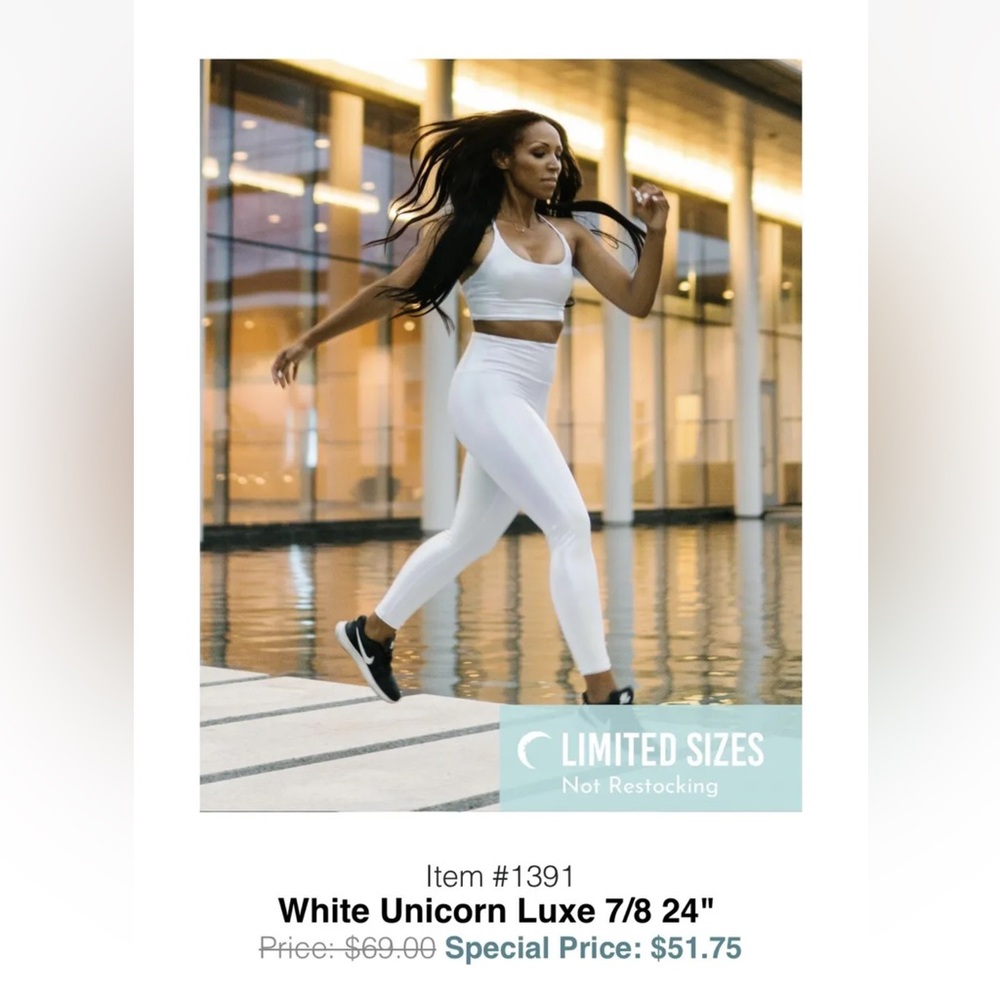 💫 ZYIA active 💫 White Unicorn Luxe 7/8 24" size 8-10 NEVER WORN small stain